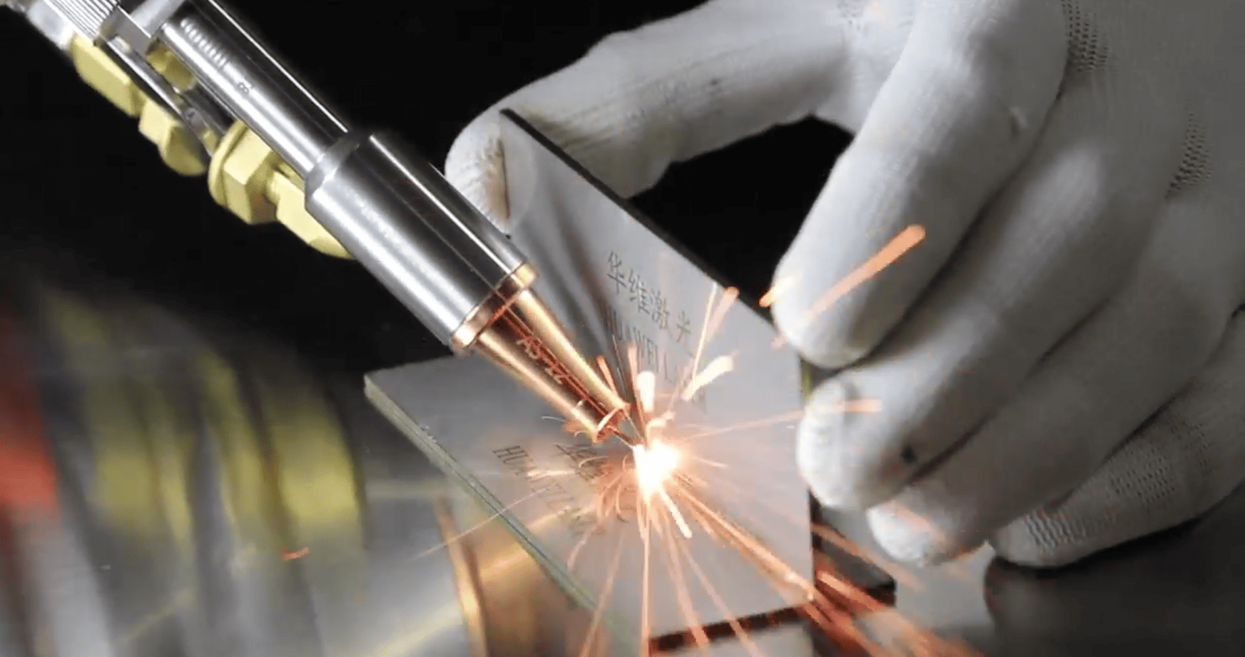 Hoe is het effect van de 4-in-1 handheld laser lasmachine bij het reinigen van lasnaden?